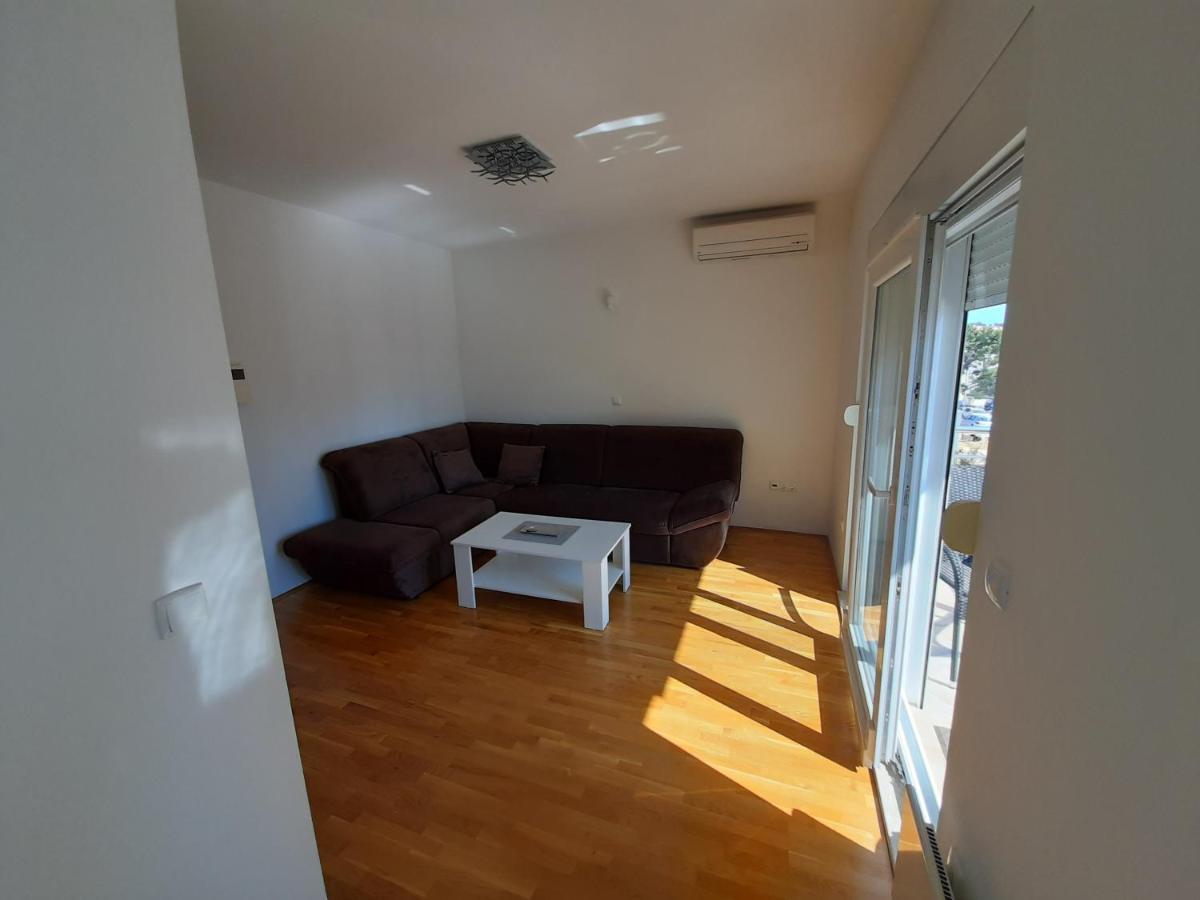 Apartman U Centru Makarske Makarska Exterior foto