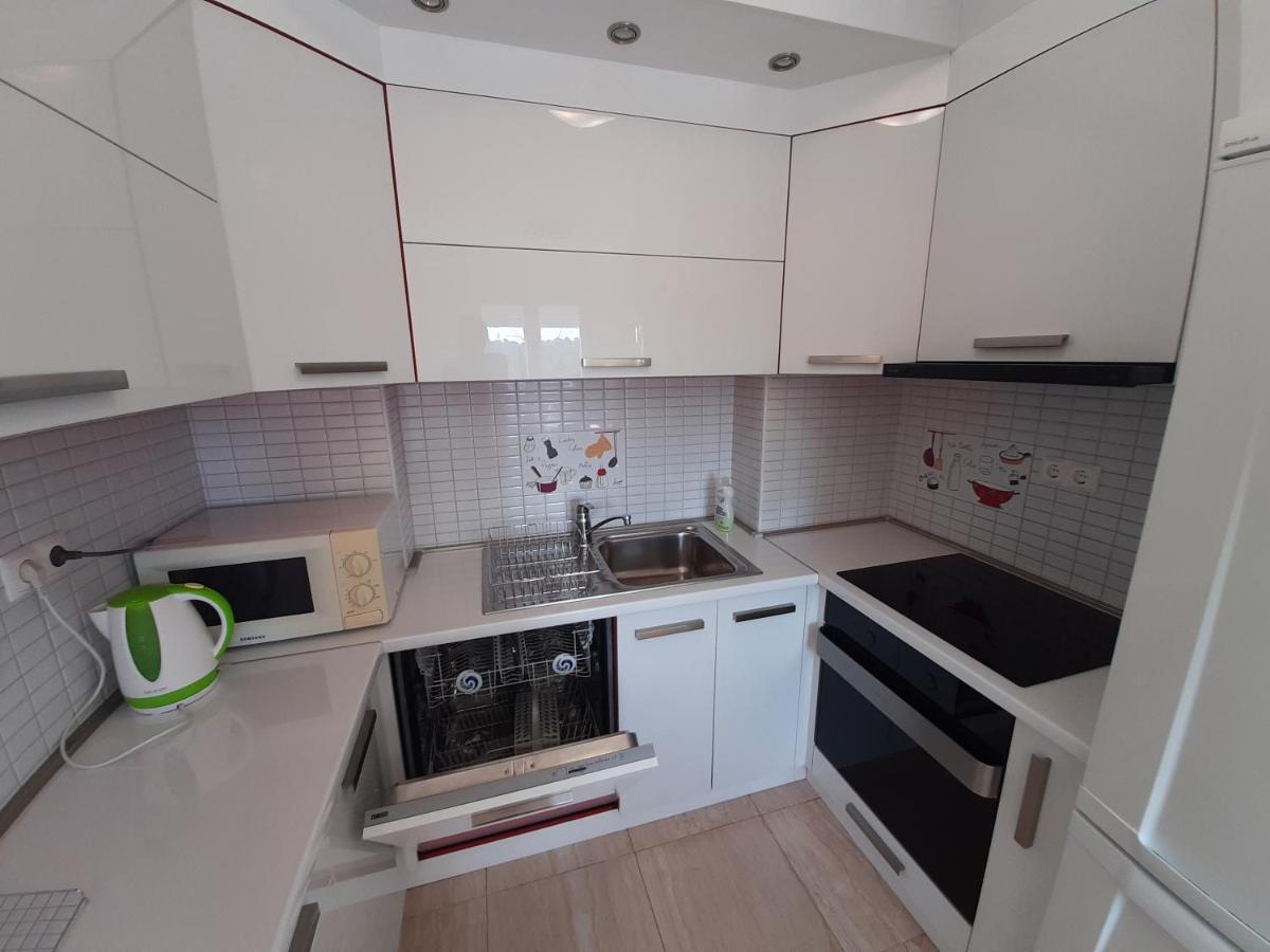 Apartman U Centru Makarske Makarska Exterior foto